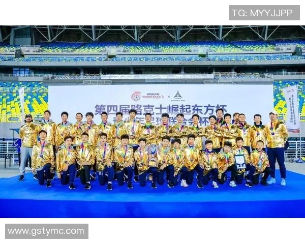 上海足球队在联合会杯积分榜上以75分稳居第一名 上海足球队在联合会杯积分榜上以75分稳居第一名